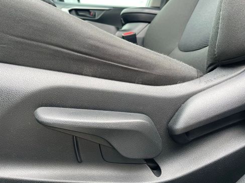 Used 2024 Toyota RAV4 LE FWD image 11