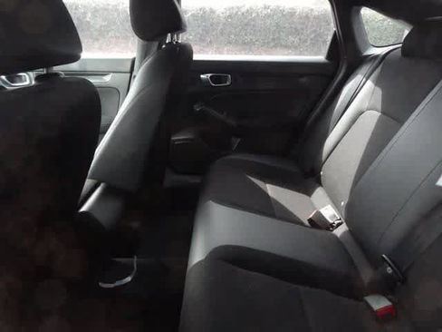 Used 2023 Honda Civic Sport image 11