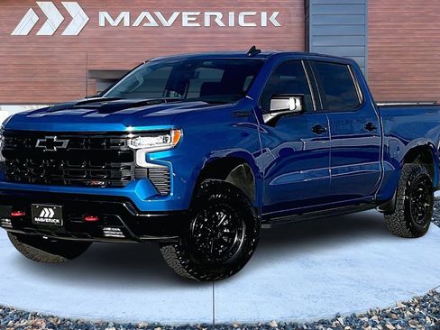 Used 2022 Chevrolet Silverado 1500 LT Trail Boss w/ LT Trail Boss Premium Package image 3