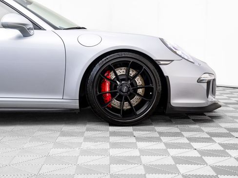 Used 2015 Porsche 911 GT3 image 38
