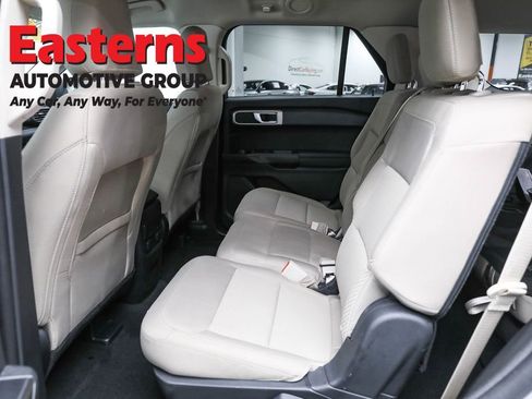 Used 2024 Ford Explorer 4WD image 21