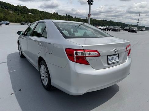 Used 2012 Toyota Camry LE FWD image 5