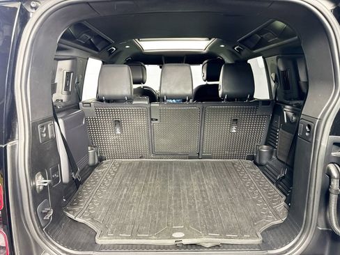 Used 2020 Land Rover Defender 110 X image 32