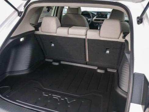 New 2026 Honda HR-V LX image 11