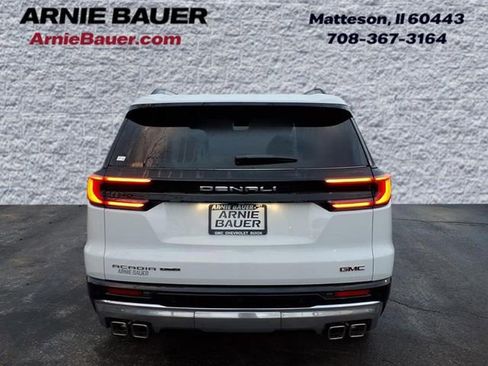 New 2026 GMC Acadia Denali w/ Super Cruise Package image 8