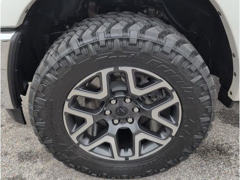 Used 2025 RAM 1500 Laramie w/ Off Road Group image 9