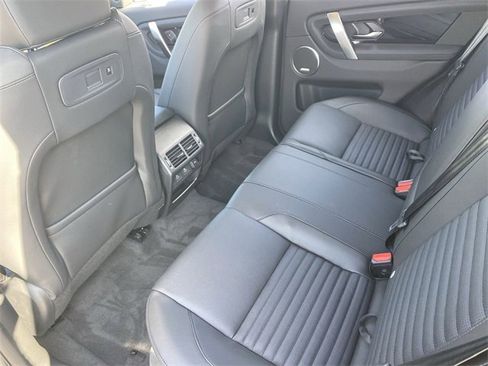 New 2025 Land Rover Discovery Sport S image 15