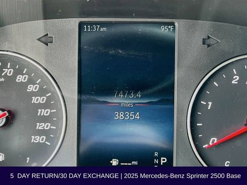 Used 2025 Mercedes-Benz Sprinter 2500 image 15