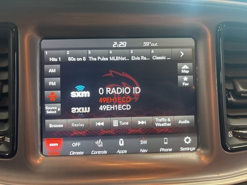 Used 2022 Dodge Challenger R/T w/ Plus Package image 18