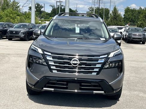 New 2026 Nissan Rogue Platinum w/ Platinum Premium Package AWD/4WD image 2