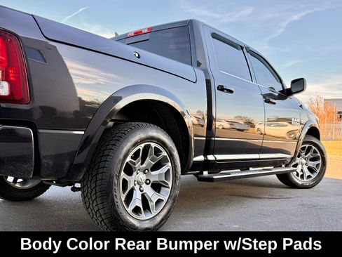 Used 2018 RAM 1500 Limited image 12