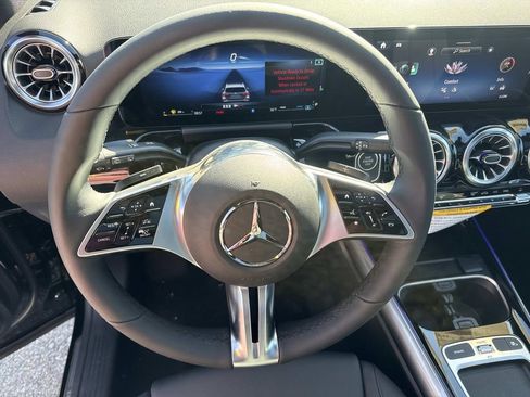 New 2026 Mercedes-Benz GLA 250 image 10