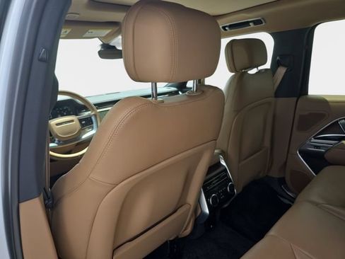 Certified 2025 Land Rover Range Rover SE AWD/4WD image 12