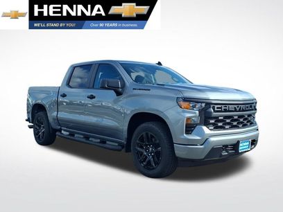 New 2026 Chevrolet Silverado 1500 Custom w/ Turbomax Blackout Package