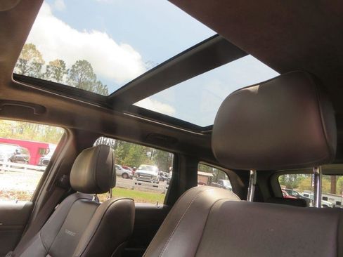 Used 2014 Jeep Grand Cherokee Summit AWD/4WD image 28
