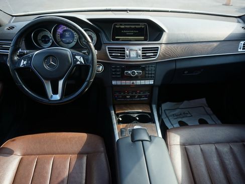 Used 2014 Mercedes-Benz E 350 Sedan image 19