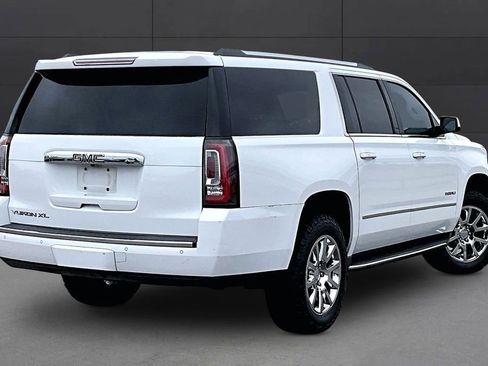 Used 2017 GMC Yukon XL Denali w/ Open Road Package AWD/4WD image 2