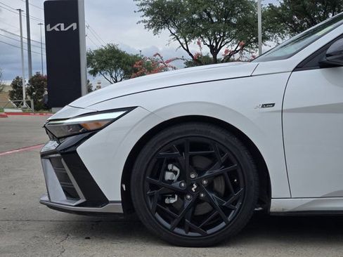 Certified 2025 Hyundai Elantra N Line FWD image 10
