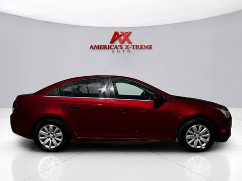 Used 2011 Chevrolet Cruze LT FWD image 6