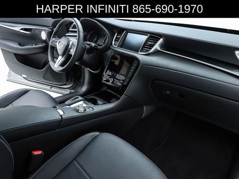 Used 2025 INFINITI QX50 Sport image 33