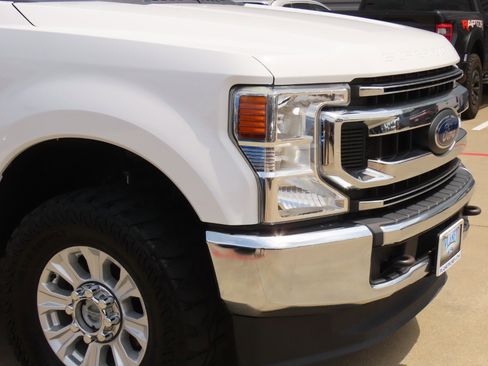 Used 2021 Ford F250 XLT AWD/4WD image 6