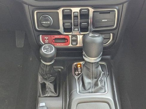 New 2026 Jeep Wrangler Unlimited Rubicon image 19