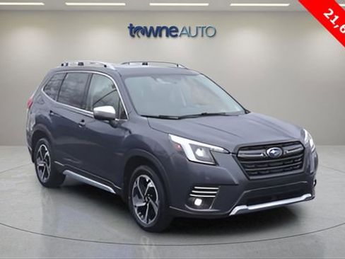 Used 2023 Subaru Forester Touring image 7