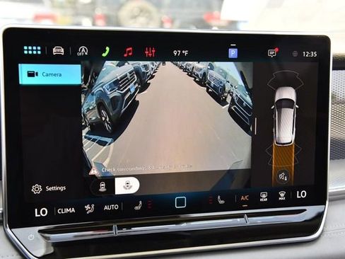 New 2026 Volkswagen Tiguan SE AWD/4WD image 14