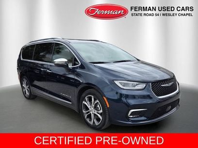 Used 2024 Chrysler Pacifica Pinnacle