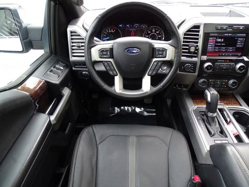 Used 2015 Ford F150 Platinum w/ Equipment Group 701A Luxury AWD/4WD image 28