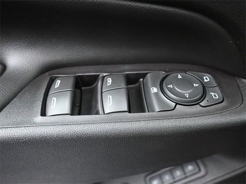 Used 2018 Chevrolet Equinox Premier image 20