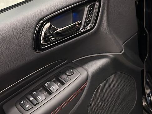Used 2025 Dodge Durango GT AWD/4WD image 34
