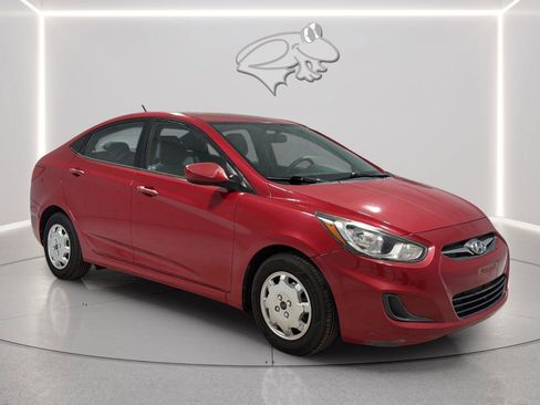 Used 2014 Hyundai Accent GLS FWD image 7