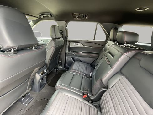New 2026 Ford Explorer ST-Line RWD image 16