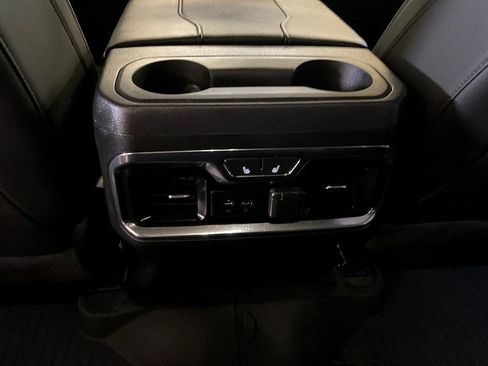 Used 2023 Chevrolet Silverado 2500 High Country image 28