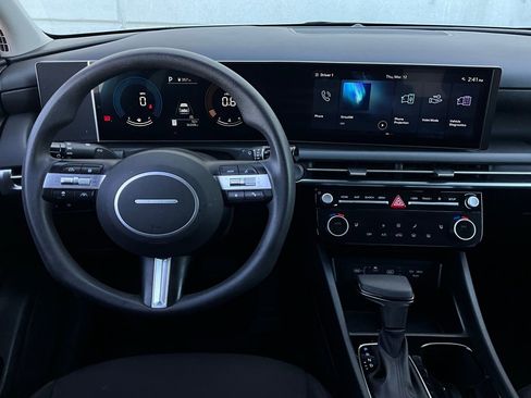 Used 2025 Hyundai Tucson SEL image 14