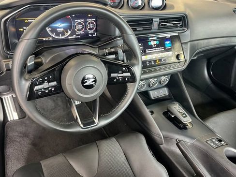 Used 2024 Nissan Z Performance w/ Floor Mat Package RWD image 14