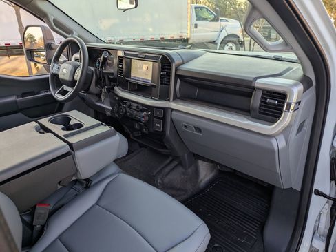 New 2026 Ford F550 4x4 Supercab Super Duty image 36