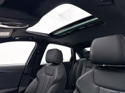 Used 2024 Audi A4 2.0T Premium Plus image 3