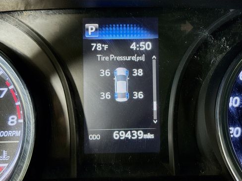 Used 2020 Toyota Camry SE FWD image 16