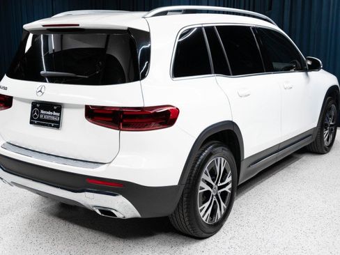 Used 2026 Mercedes-Benz GLB 250 image 5