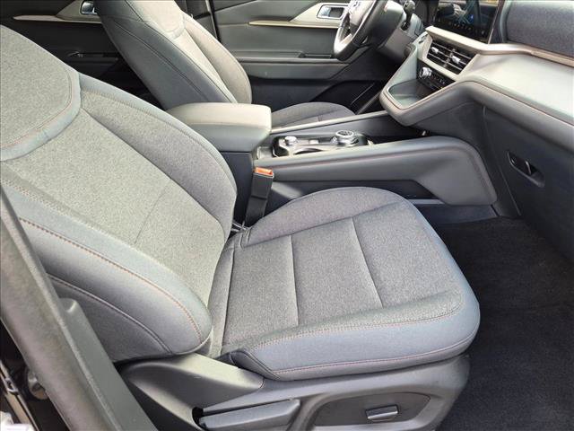 Certified 2025 Ford Explorer Active RWD image 21