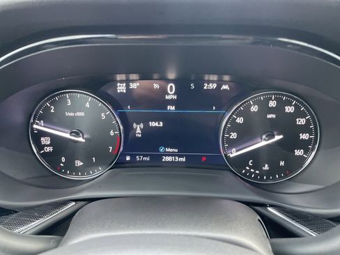 Used 2023 Buick Envision Essence image 14