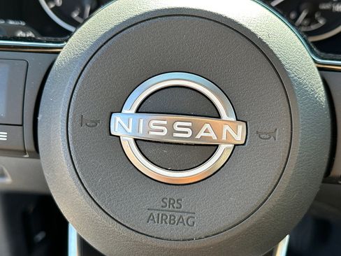 Certified 2023 Nissan Rogue SV image 24