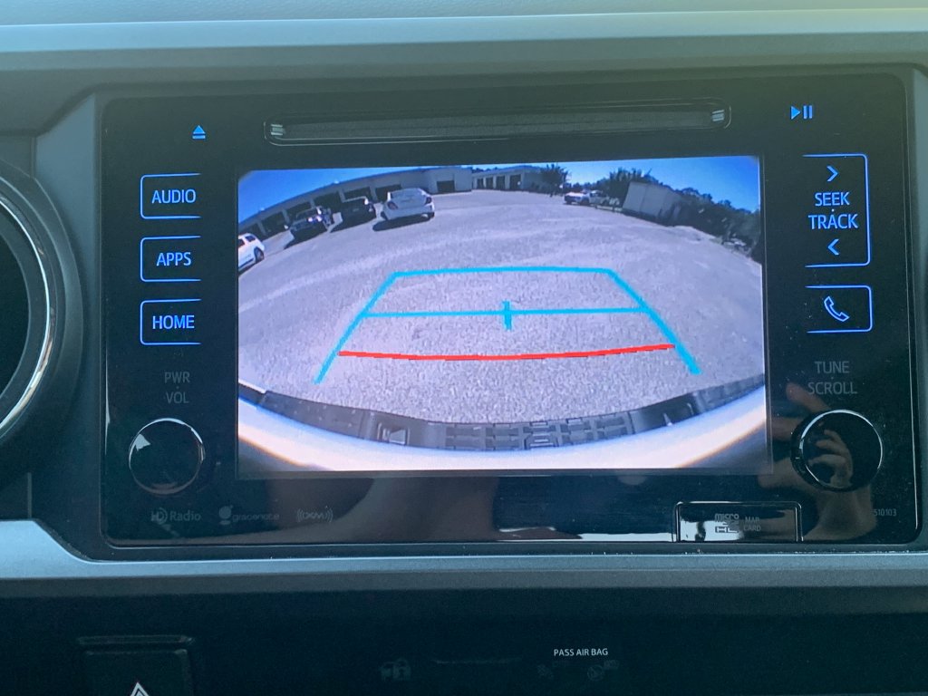 Used 2018 Toyota Tacoma TRD Sport RWD image 16