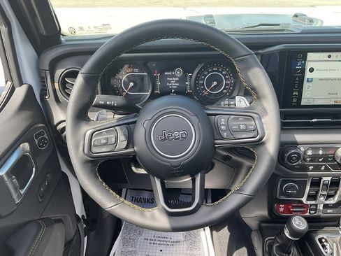 New 2025 Jeep Wrangler Unlimited Rubicon 392 image 11