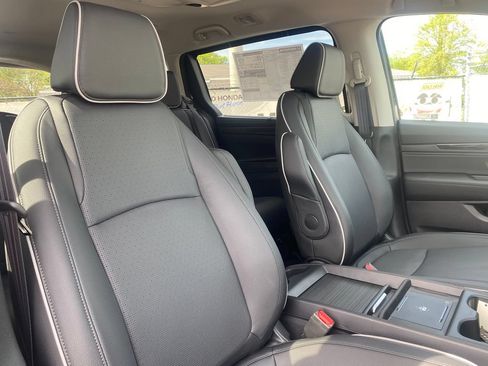 New 2026 Honda Odyssey Elite image 18
