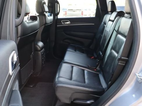 Used 2018 Jeep Grand Cherokee Limited AWD/4WD image 40