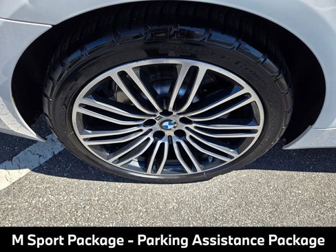 Used 2019 BMW 530e w/ M Sport Package RWD image 13