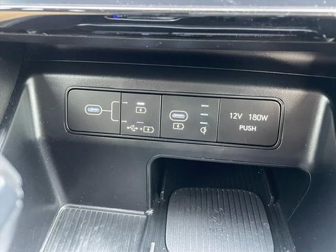 Used 2025 Hyundai Tucson SEL image 13